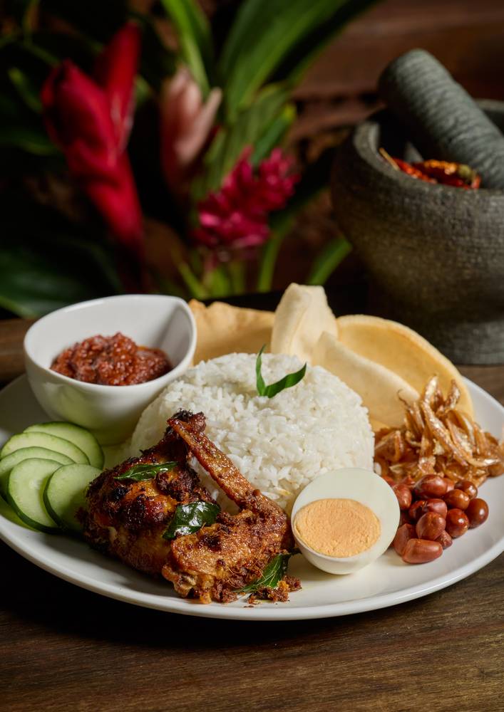 Nasi Lemak Ayam Goreng Berempah